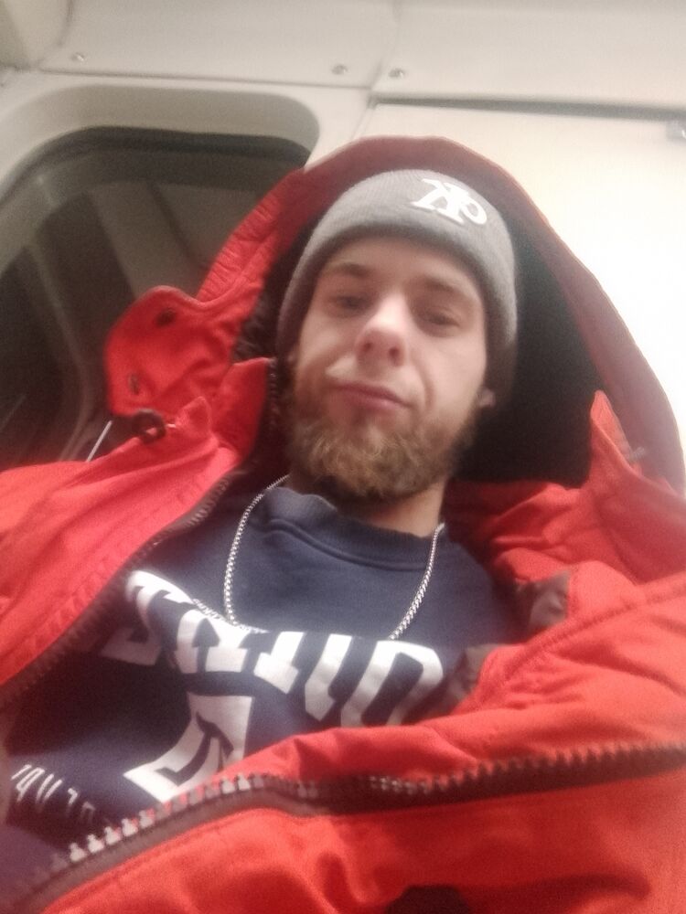  48613424  , 28 ,    