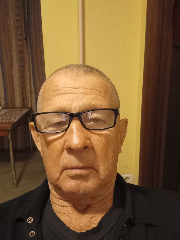  48729074  , 73 ,    -