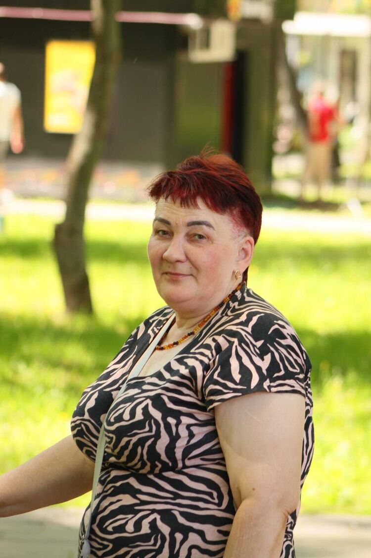  51904064  Lyuda, 57 ,    
