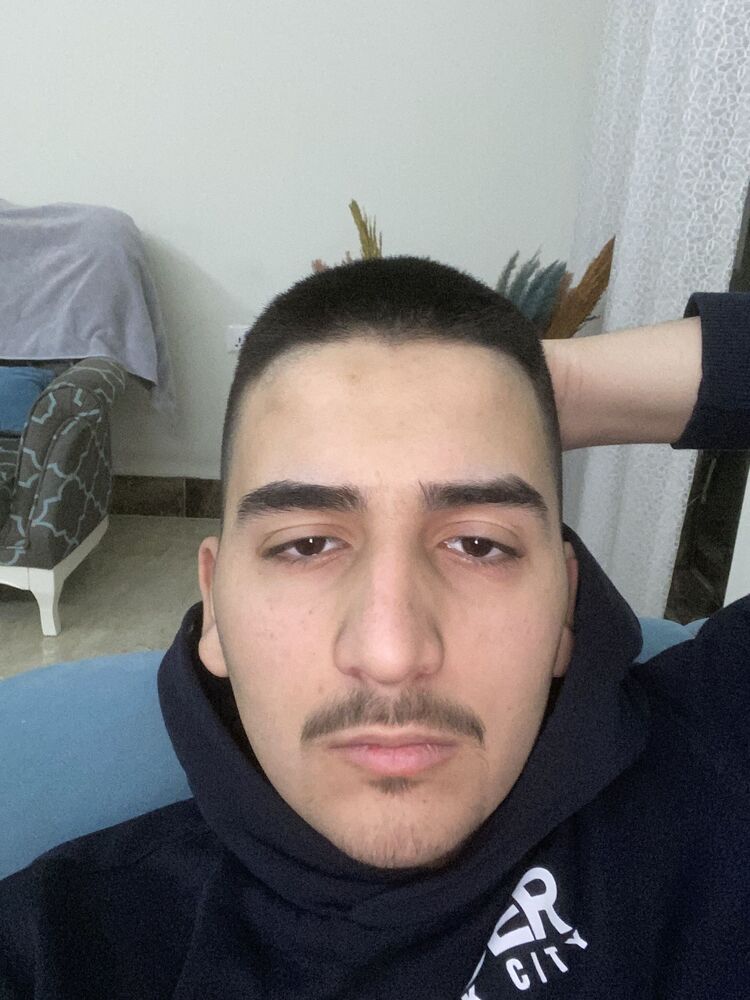  ,   Huseinali, 18 ,   ,   