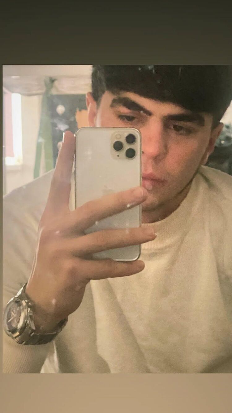  -,   Orxan, 22 ,   ,   