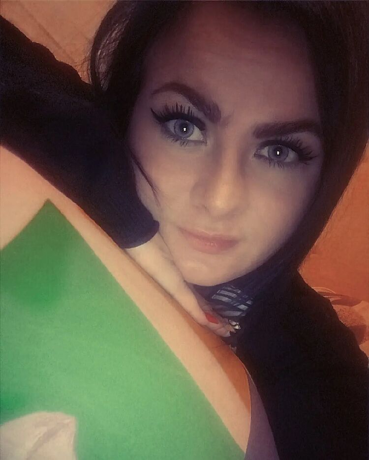  44876114  , 27 ,    