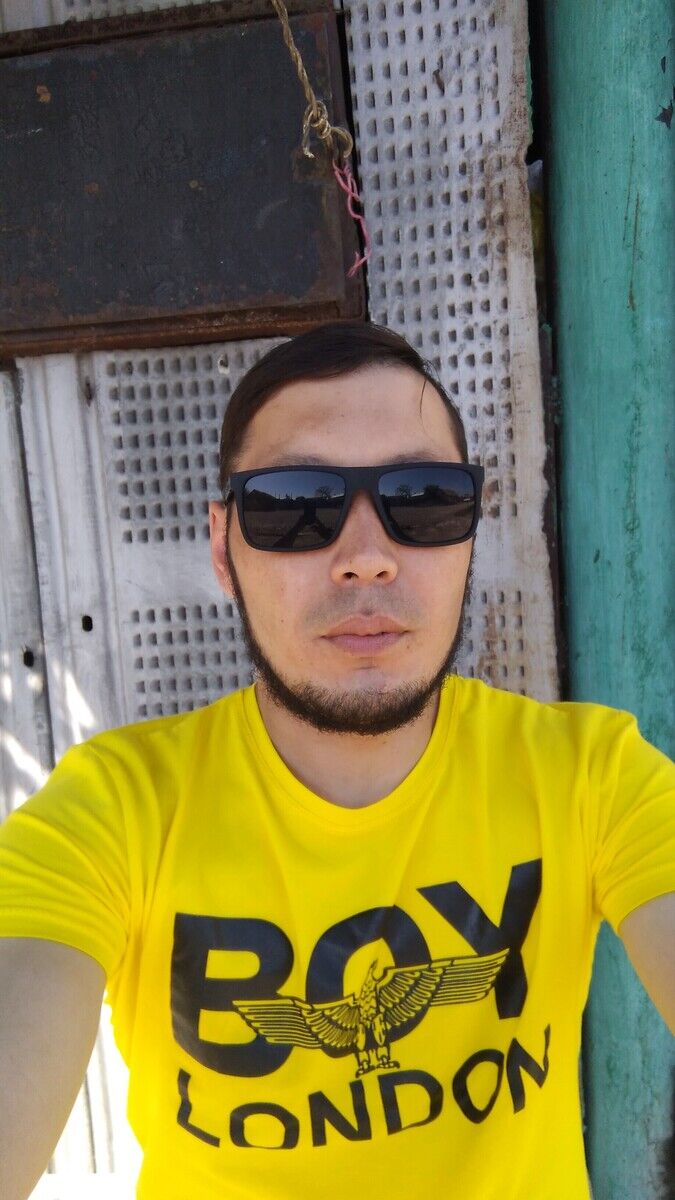  ,   Azamat, 35 ,   ,   , c , 