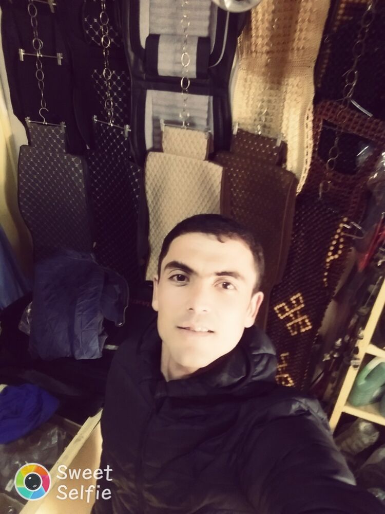 19403574  , 37 ,    