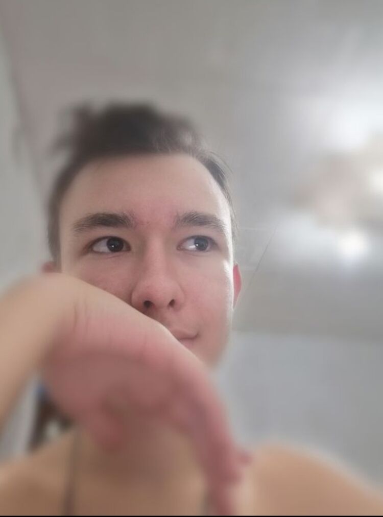  52748114  , 19 ,    