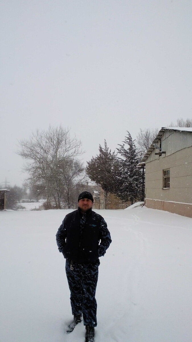  ,   AZIZ, 40 ,   