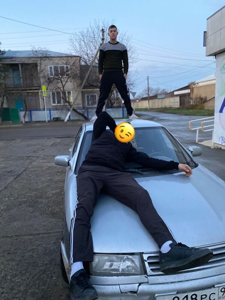  40866964  , 23 ,    