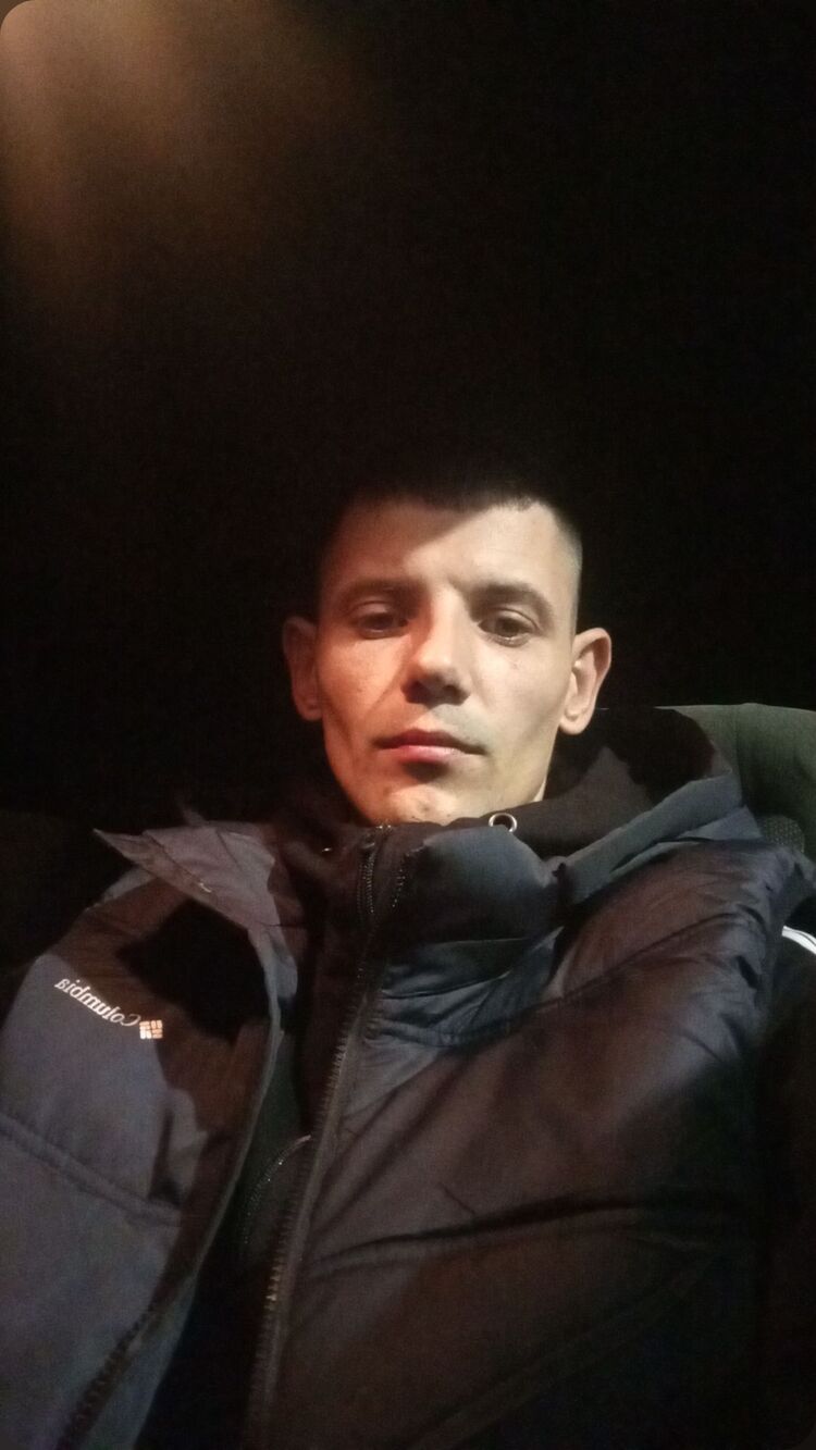  46595114  , 30 ,    