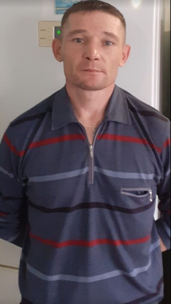  30559124  Oleg, 37 ,    