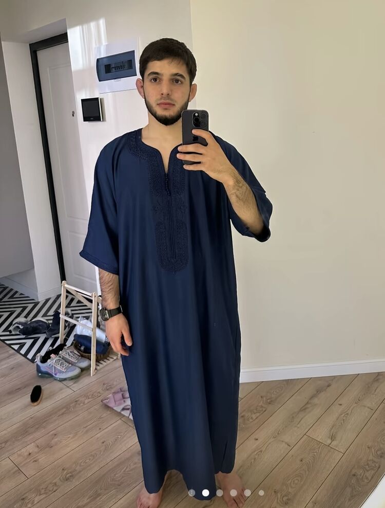  53937754  Beket, 21 ,    