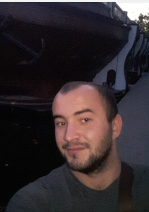  18026564  , 33 ,    