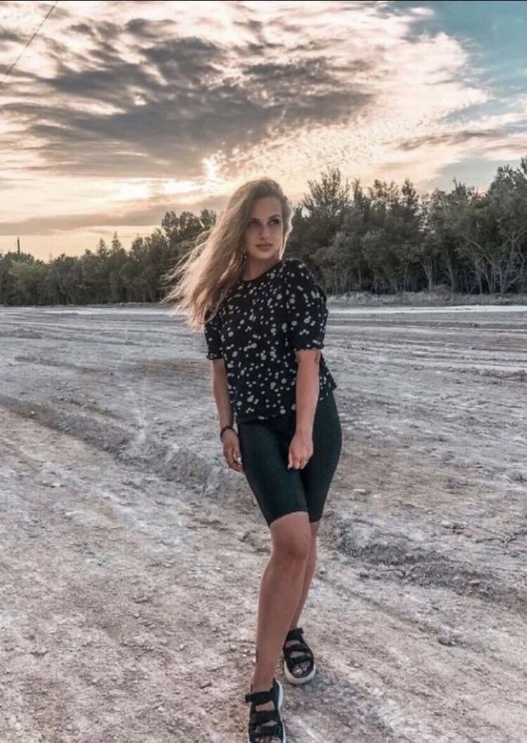 ���� 25733084 ������� ����, 42 ����, ���� ���������� � ������������