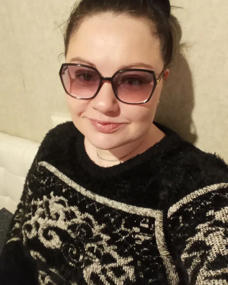  ,   Nastasya, 32 ,   c 