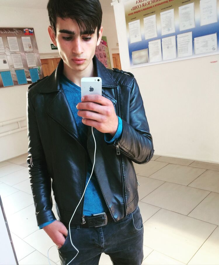  7349114  , 28 ,    