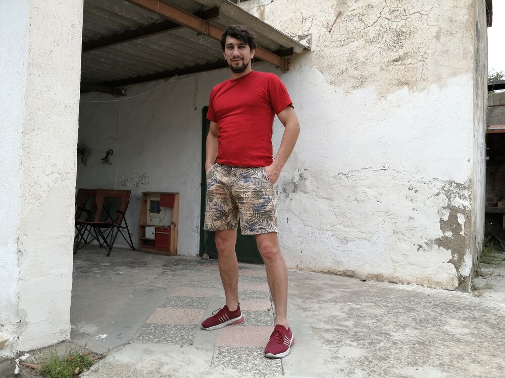  23390244  Andrei, 36 ,    