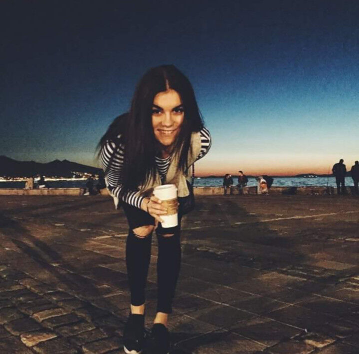 ,   Kris, 31 ,   ,   , c , 