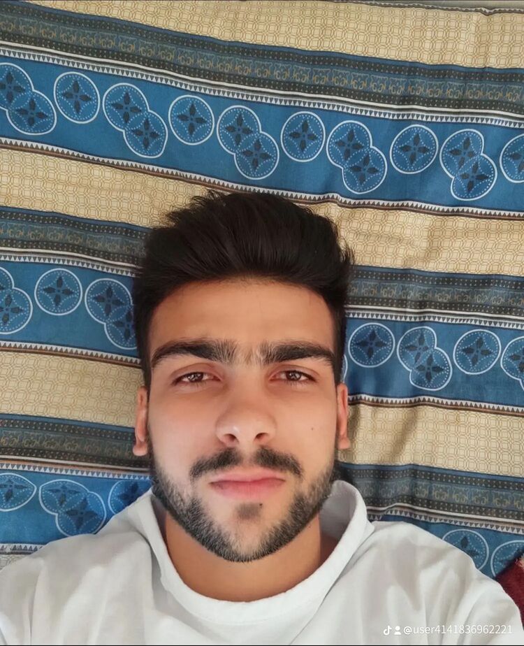  ,   Elmeddin, 21 ,   ,   