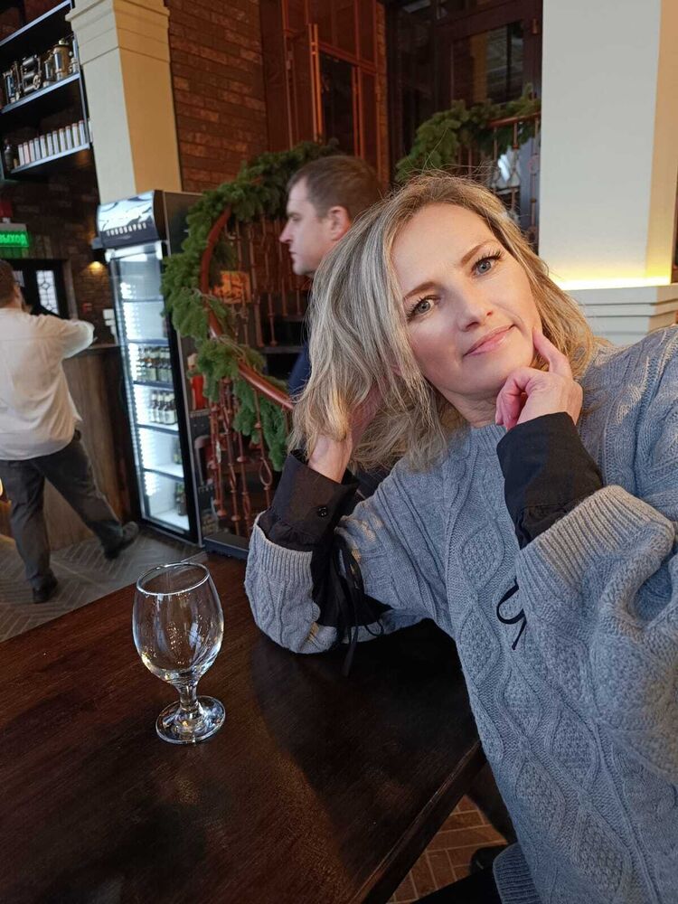  --,   , 46 ,   c 