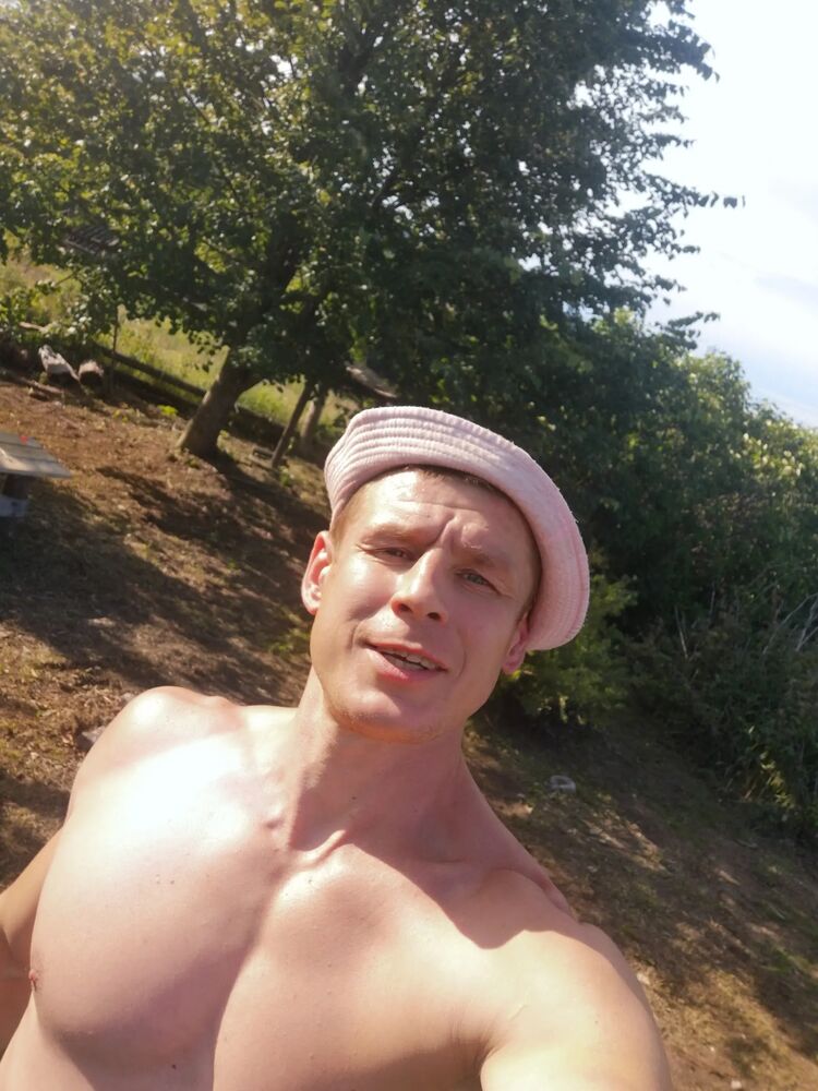  42364674  , 40 ,    