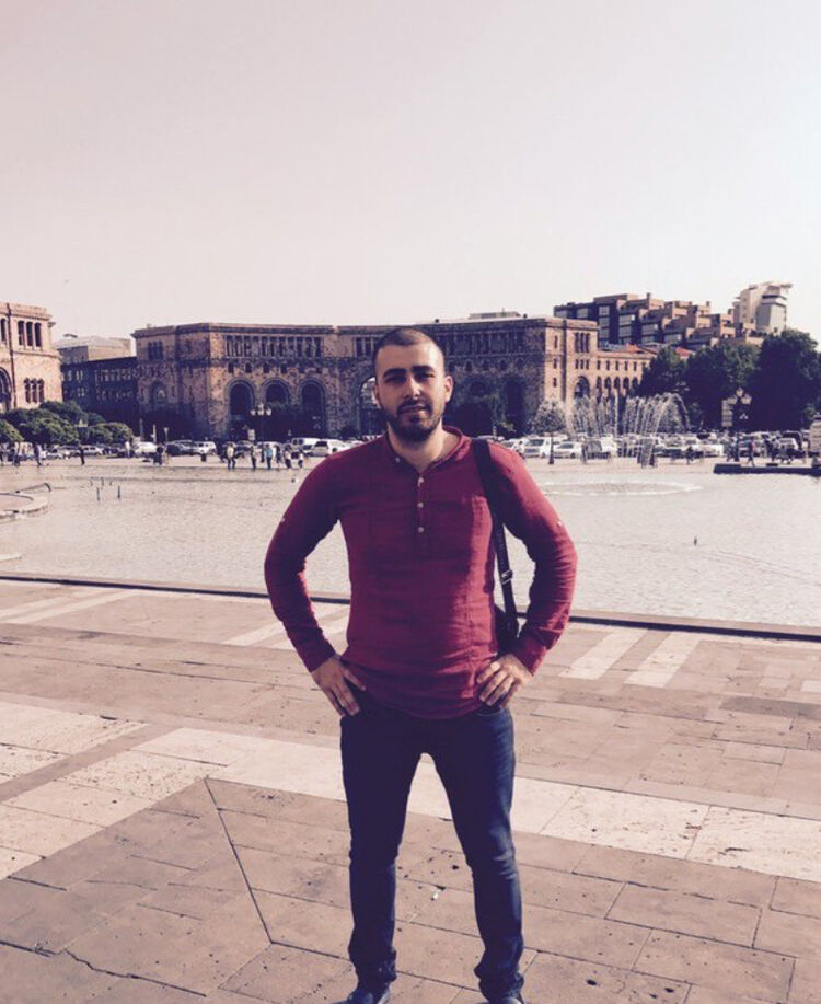  45834534  Arman, 34 ,    