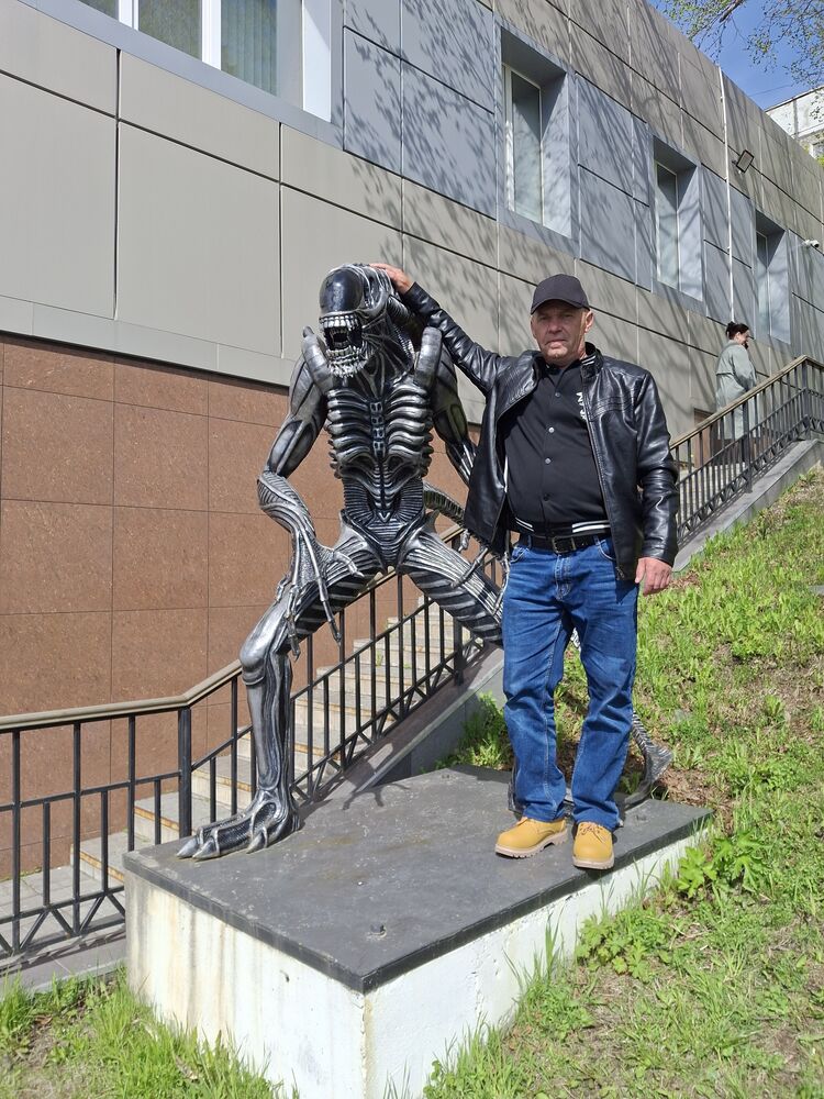  51992554  Dmitry, 47 ,    -