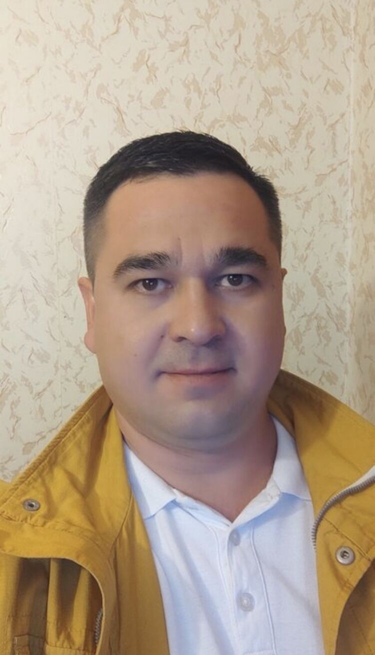  46839204  , 40 ,    