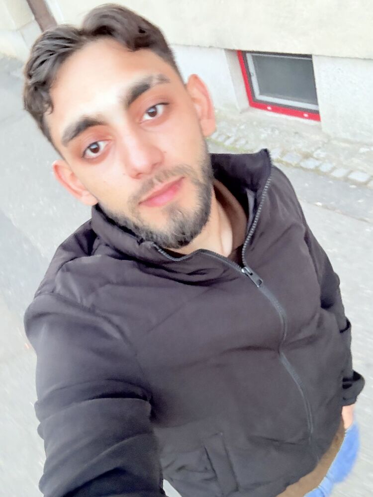  Nymburk,   Gabor, 25 ,   ,   