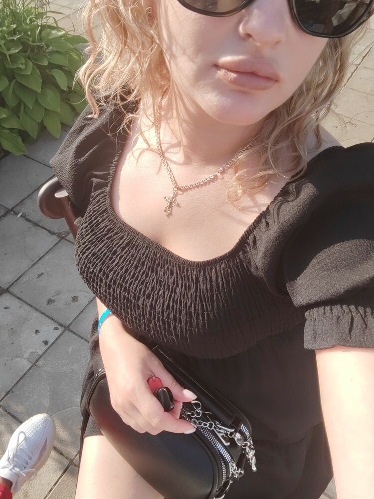  52892284  , 33 ,    