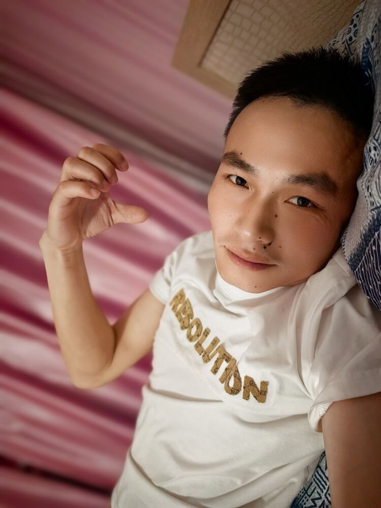  53641374  , 37 ,    -