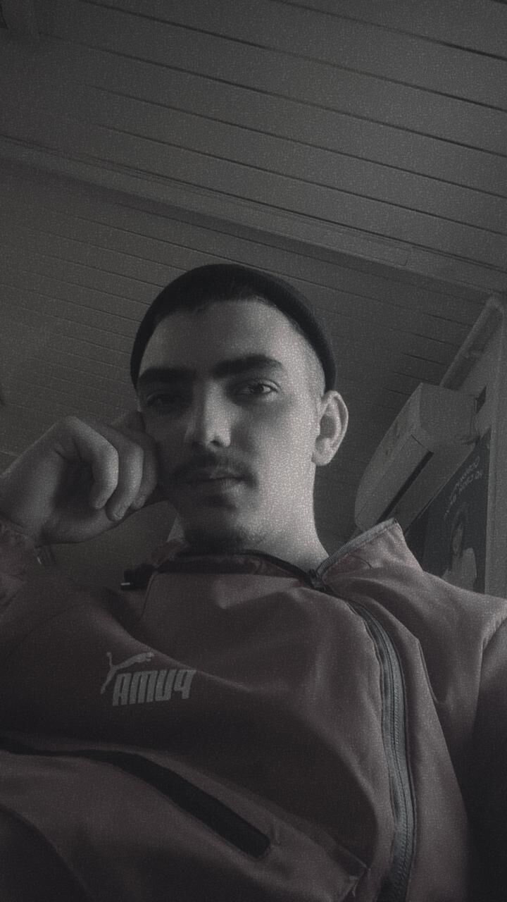  50610704  Kirill, 20 ,    