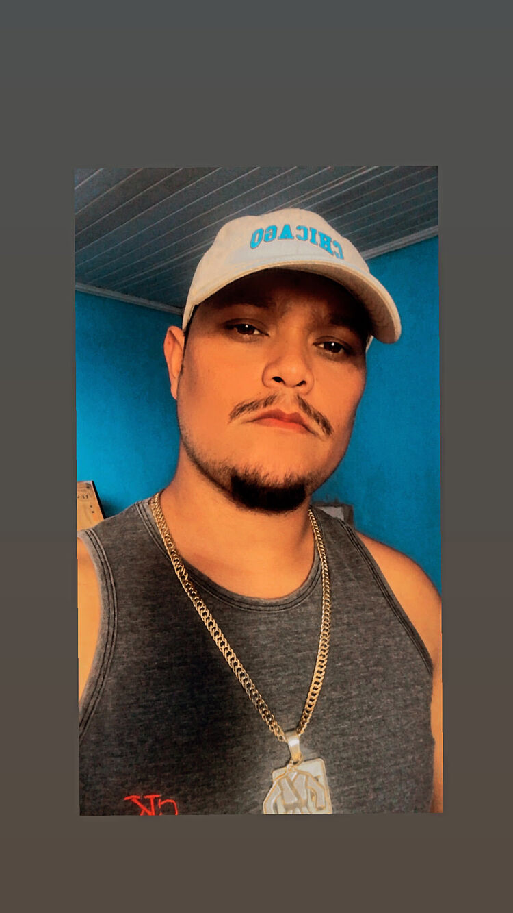  52776264  Daniel, 31 ,    --