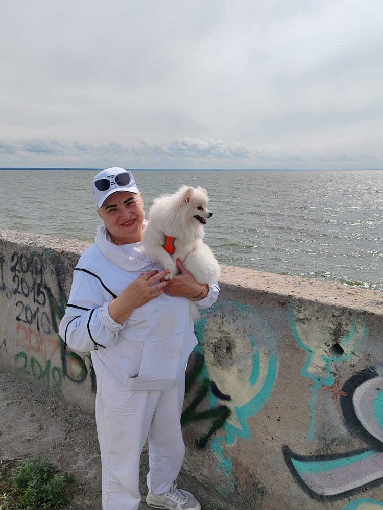  48842944  Tatyana, 61 ,    