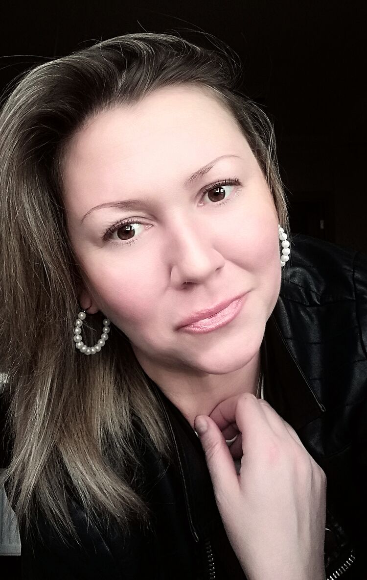  54011284  Ysna, 43 ,    