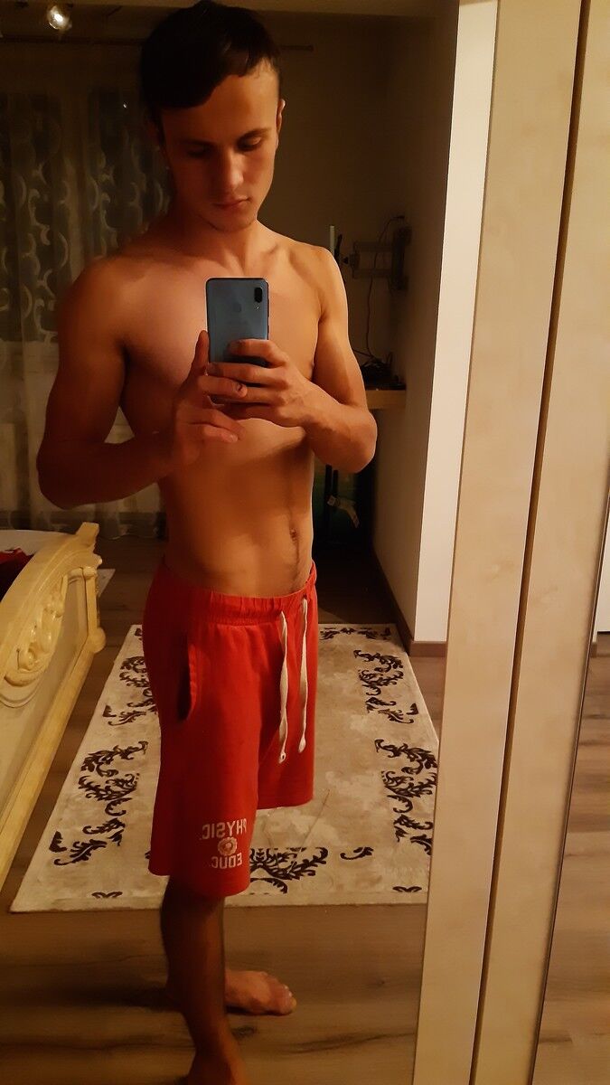  ,   Nicu, 26 ,   ,   , c 