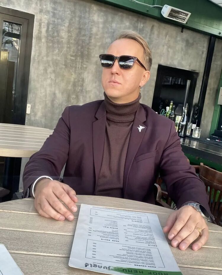  35353684  Pasha, 39 ,    -