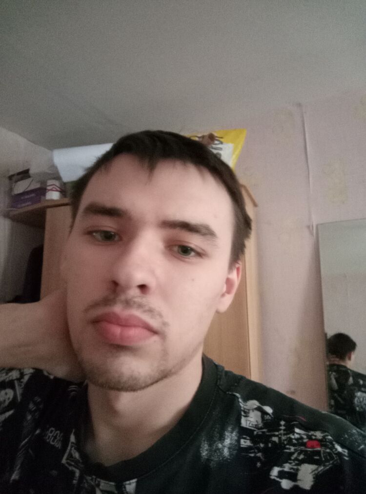  50726354  Alexander, 23 ,    