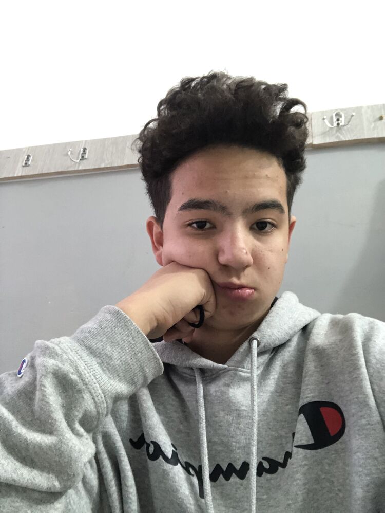  41103584  Diyor, 19 ,    