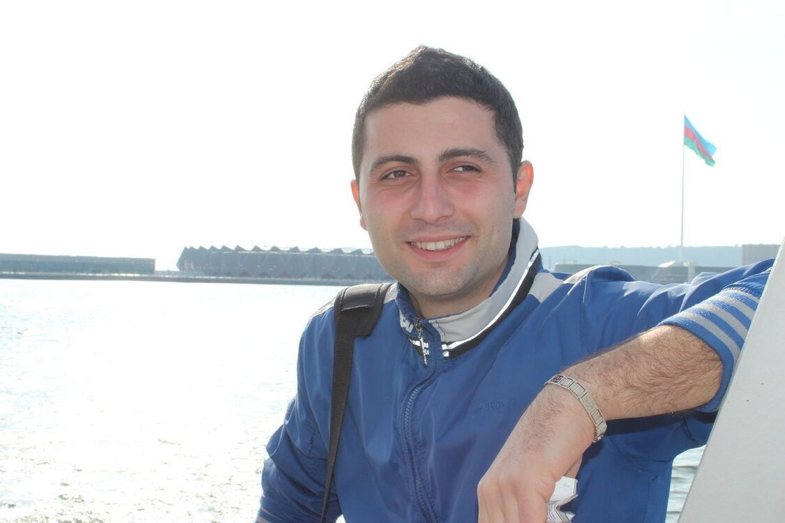  ,   FUAD, 37 ,     , c 