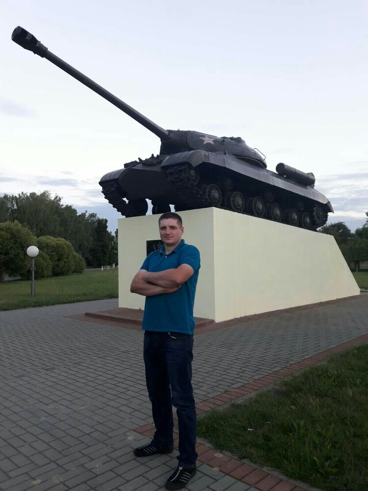  31307644  , 37 ,    