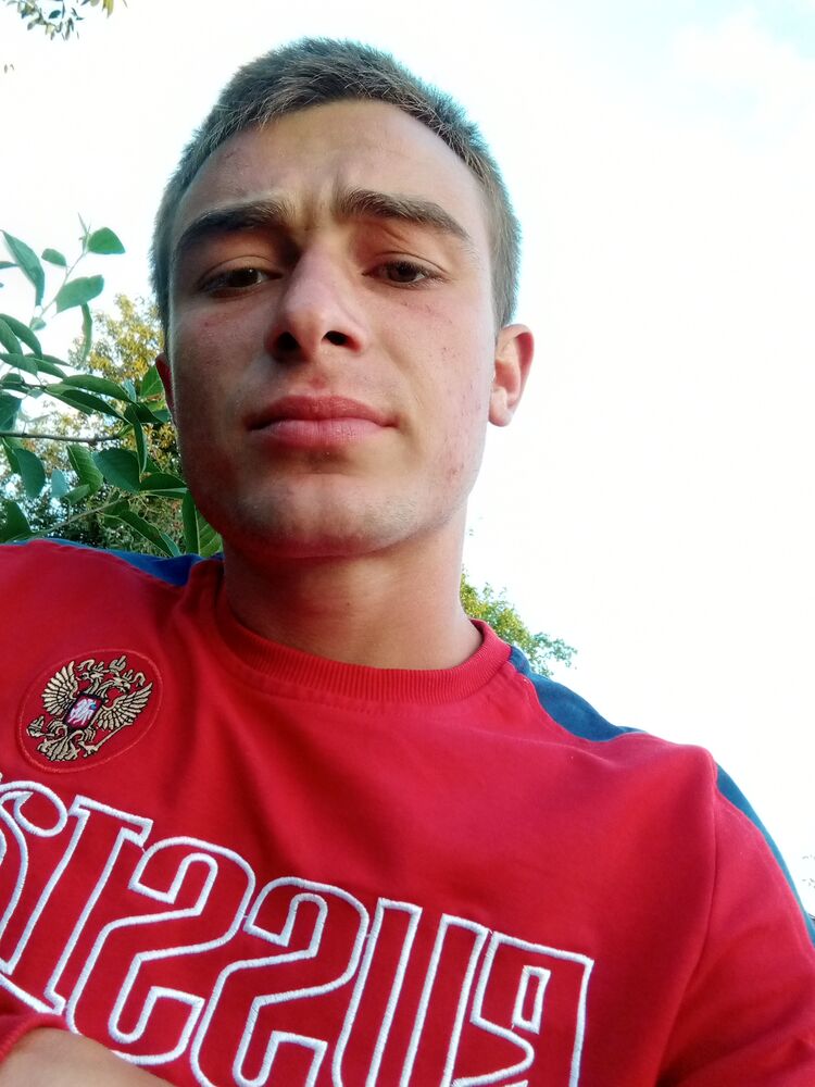  30466834  Yevgeniy, 25 ,    