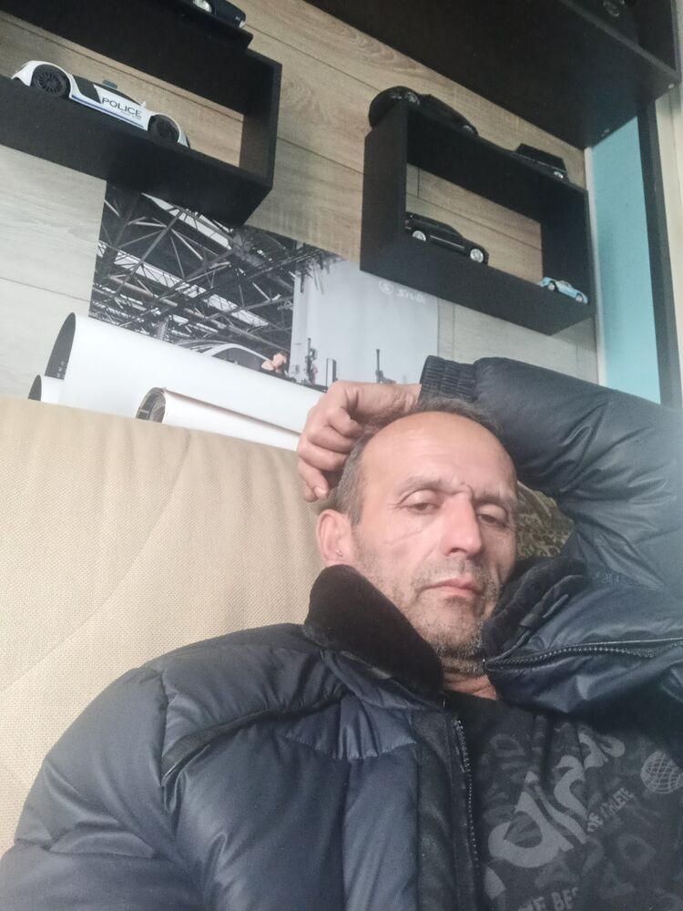  42818174  , 54 ,    
