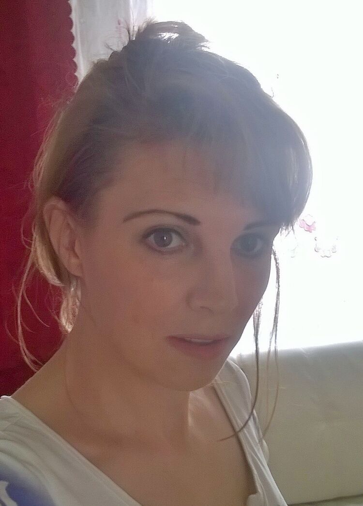  ,   Oksana, 41 ,  