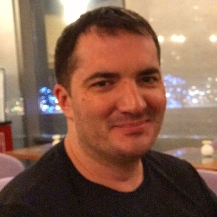  Tarragona,   Maks, 44 ,   ,   , c 