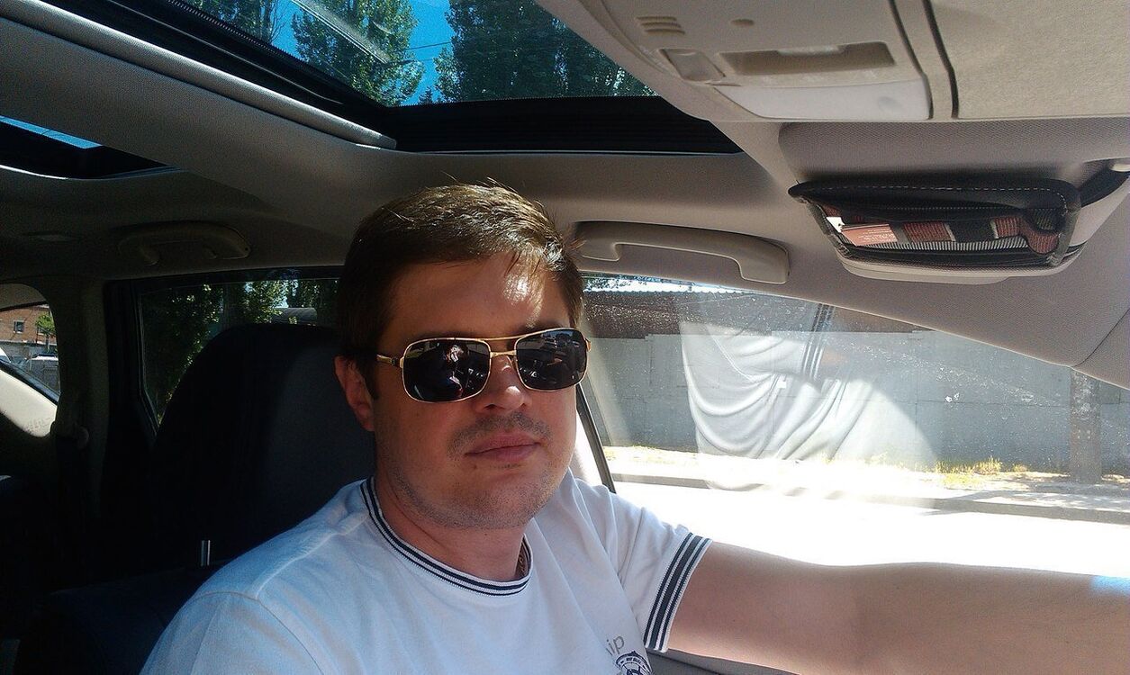  ,   Austn, 46 ,   ,   