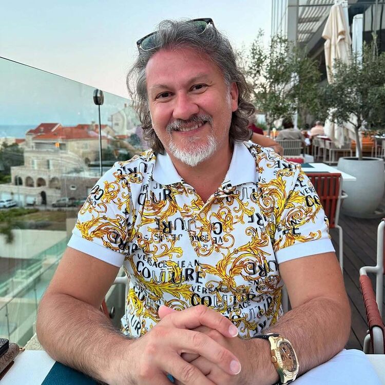  ,   James, 55 ,   ,   , c 