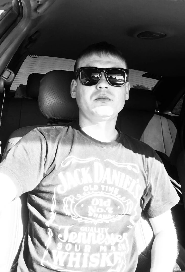  ,   Mihail, 36 ,   ,   