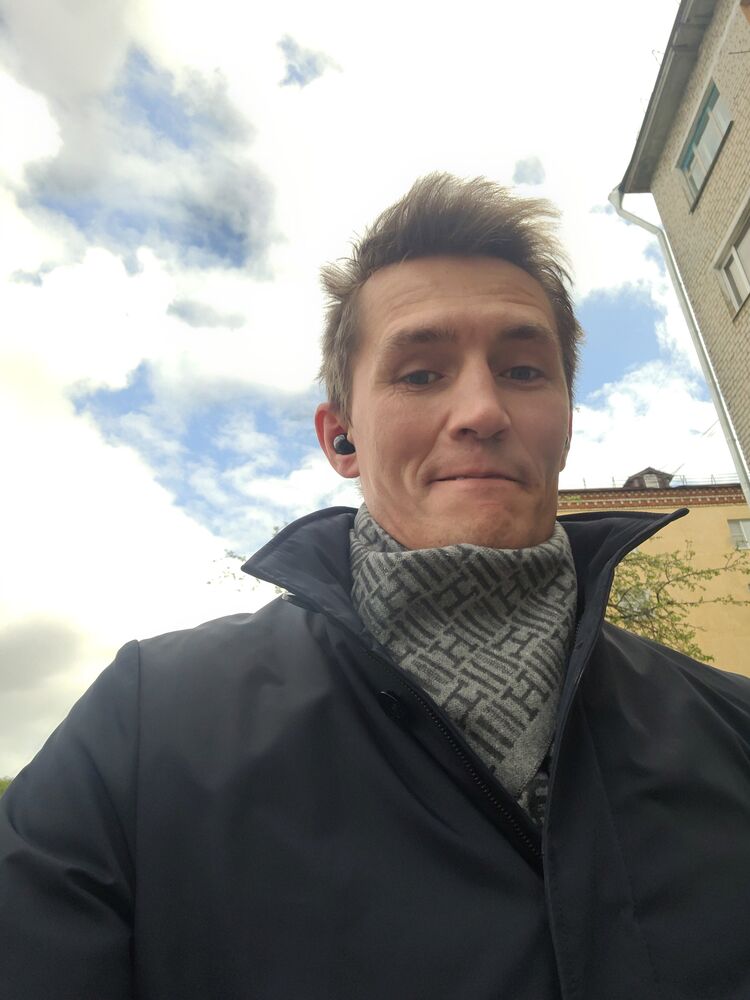  34329134  Sergei , 36 ,    