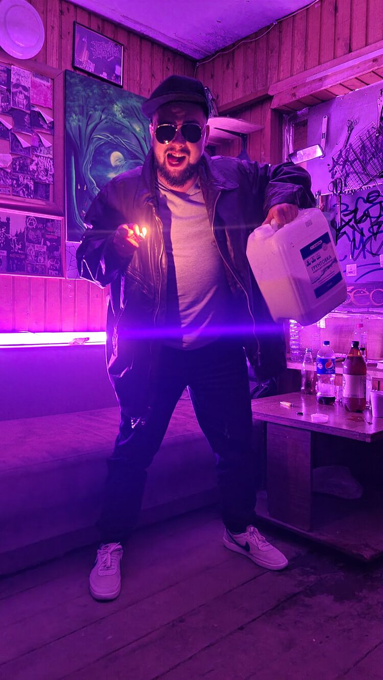 ���� 23676714 ������� ������, 32 ����, ���� ���������� � �������