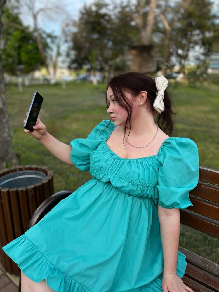  51597704  Evgenia, 21 ,    