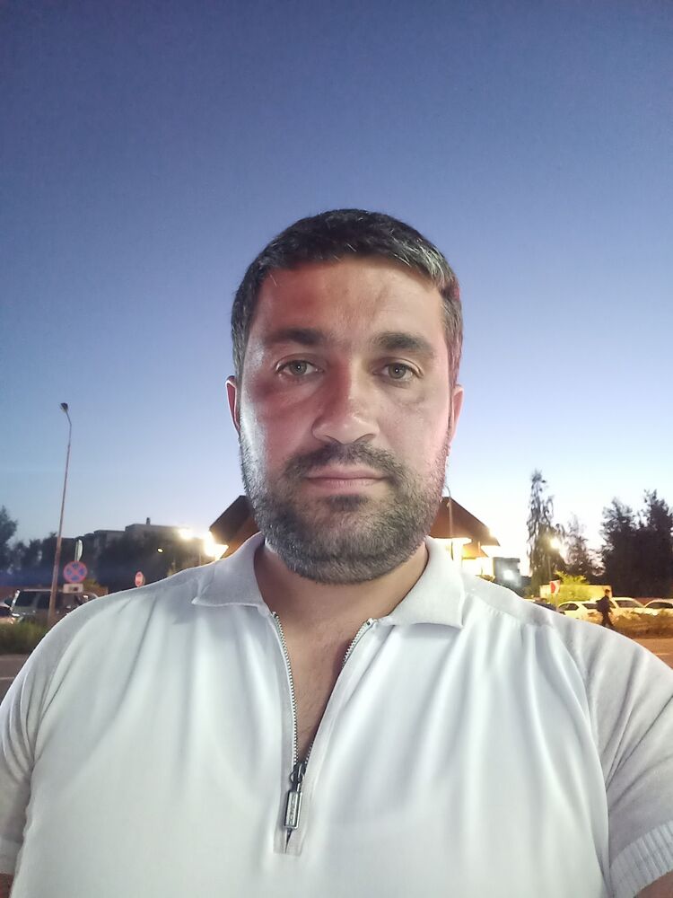  52782254  , 33 ,    